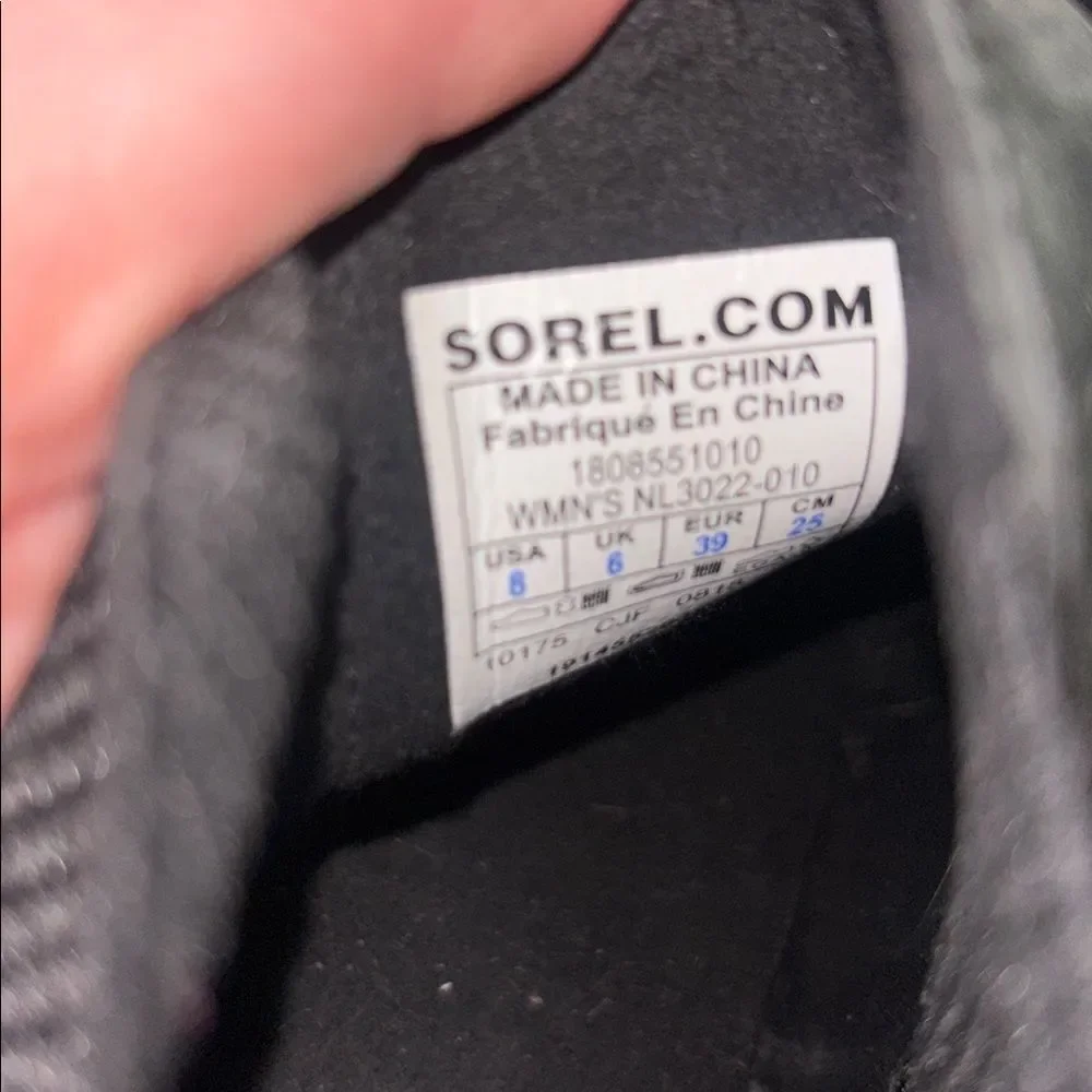 Sorel black chelsea